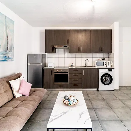 Central By Ezoria Apartment Ayia Napa